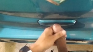 I talk nasty and moan badly behind my daddy's car in the garage till I got huge CUM 💦
