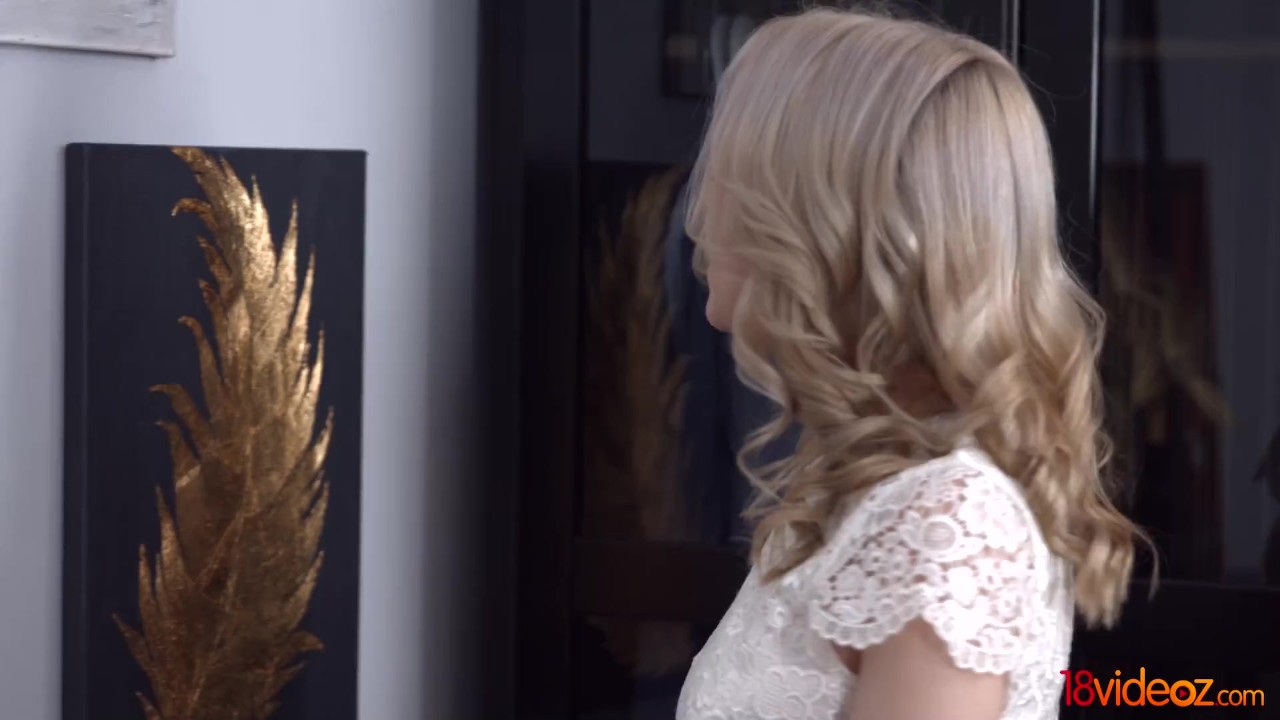 18videoz - Lisa Asil - Nothing gets this blonde teeny more excited than watching her man work with his hands around the house - Vidéo de sexe gratuite - RedTube