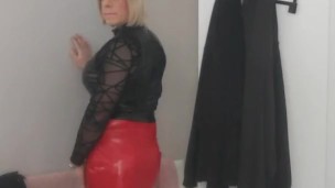 Crossdresser wanking in FF nylon stockings