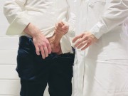 Медсестра помогла клиенту собрать анализ спермы 2/16