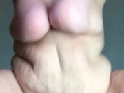BIG BBW TITS HANG AND SWING WHILE DADDY FUCKS AND FILLS ME UP 🥵💦😍🔥