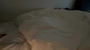 朝起きてすぐにエッチな気分になっちゃうイケメン男子 そのままオナニーして濃厚射精♡