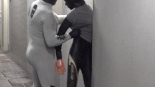 enemy agent humping a dummy in hotel hall