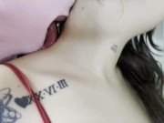 mi novia contrato a una empleada domestica y me la folle en la cocina y se dejo 5/16