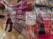 変態巨乳M熟女にセーラー服を着せて露出散歩したら、若い男性の反応が凄かった❤ホームセンター・アダルトショップにも行ってジロジロ視姦されて来た❤日本人・流出・ナンパ・コスプレ・素人・個人撮影・カップル 13/16