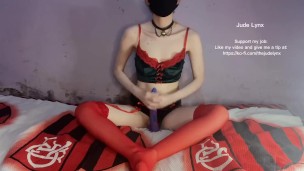 JUDE LYNX — SITTING ON MONSTER DILDO BALLS