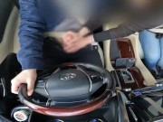 欲求不満な人妻はドライブ中に手コキで射精させてくる 14/16