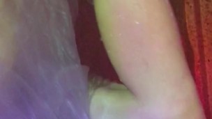 strobo ligths and water girl