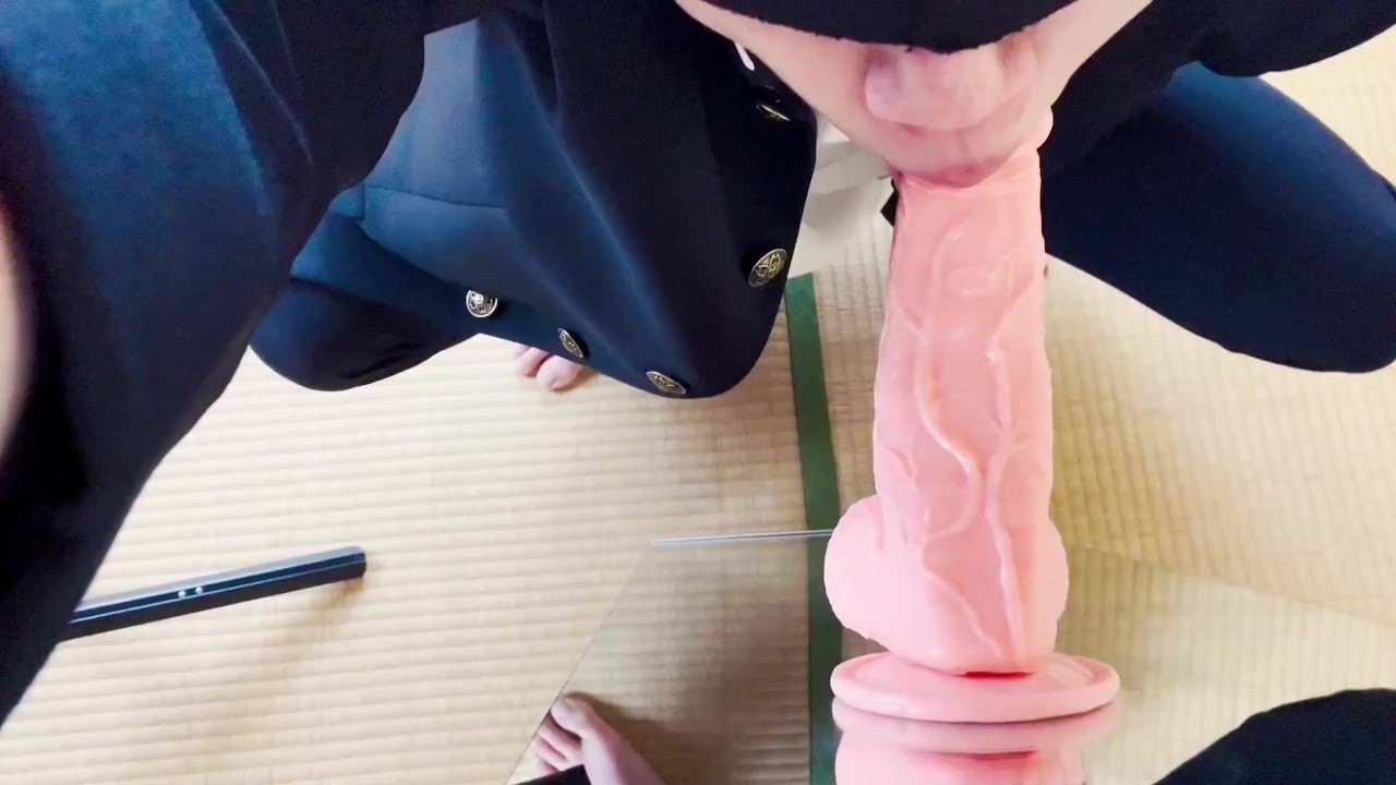 ヤンキー高校生は初めてみる友達のフル勃起したチンコに戸惑いつつフェラをする - Video di sesso gratis - RedTube
