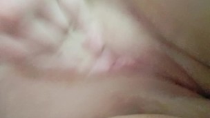 Una vagina muy rosada y blanca 🤤