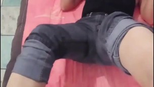 Modelando mis sandalias brasileñas