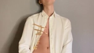 BIRTHDAY MASTURBATION!