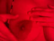 Primer vídeo, tetitas nasty