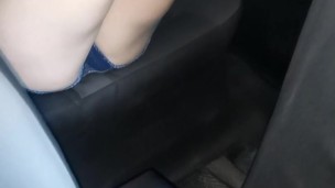 En la ME COJO A LA NOVIA de mi AMIGO mientras nos deja En el CARRO