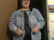 womans changing clothes - Screenshot 3 of 16 - Big Boobs