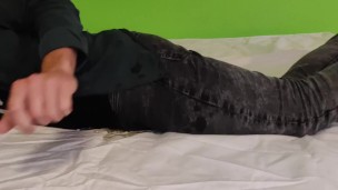 Wetting My Skinny Jeans On The Bed and Masturbating