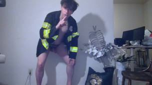 Firefighter MAOLO Cums! mm!