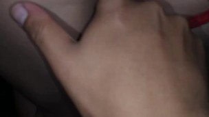 Handjob explosivo seguido de sexo apaixonado e creampie