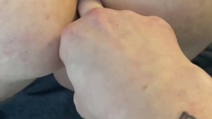 1,2,3,4 AND 5 !!!! ROXIE TRIES HER “HAND” AT FISTING REX..