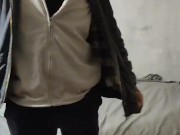 Listening radio  16/16