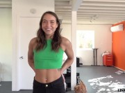 Kinky Family - Violet Moore - My stepdaughter offered me to celebrate getting a new backhouse with a blowjob 1/16