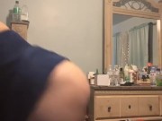 Ebony lightskin throwing that ass 13/16