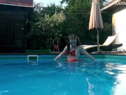 Marfa is too hot and horny in the public swimming pool 7/16