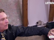 Hot MILF Ashley Cumstar Takes Every Inch Of Her Boss's Fat Cock In Her Slutty Pussy In Office - LETSDOEIT 4/16