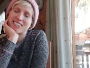 Ersties - Heißer Squirt mit Analplug abseits der Ski-Piste 2/16