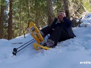 Ersties - Heißer Squirt mit Analplug abseits der Ski-Piste 3/16
