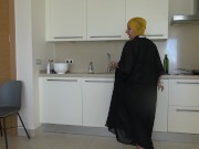 شرموطة محترفة تنصح بنت عزبة كيف تنيك من الخلف 16/16