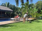 Mi jardinero es inutil, pero le gusta follarme bien duro mientras mi marido descansa 2/16