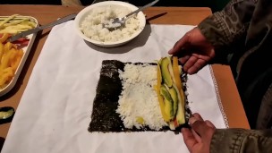 How make sushi