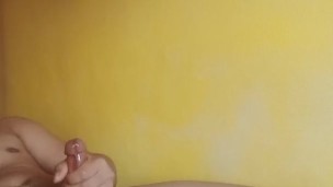 Asian masturbate: madulas ang jakol ni kuya