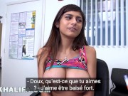 MIA KHALIFA - Belle nana arabe parle de son histoire d'origine porno (et suce des bites) 2/16