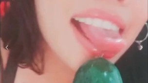 Te gustaria fuera tu polla???