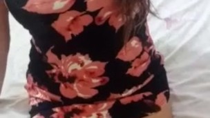 Masturbandome rico dedeandome asta venirme y terminar con mi conchita mojadita Mmm