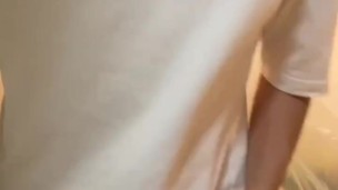 【元消防士】あー😮‍💨やってしまった、、、 事務所で隣にスタッフいるのに、、 、、バレない俺最高💖