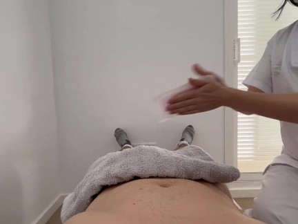 Dick Flash! Dick wax depilation by Beginner cute girl who masturbates me