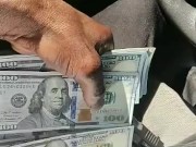 THAT MONEY CAN'T GET LEFT SO DAT PUSSY CAN WAIT! GORILLA MIND ALWAYS SET ON A PAPER CHASE❗️💯💰 5/16