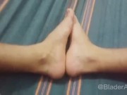 Massageando os pés 10/16