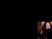 STREAMER CHICK SHOWS HER SKILLS LIVE ON TWITCH 15/16