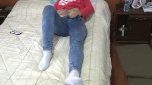 I love putting my hand under my jean in front of my husband's friends so they can fuck me