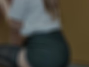 【仕事中のOLがフェラ抜き】究極の斜め後ろアングル！尻好きにはたまらないエロ尻突き出しバキュームフェラ！口内発射！ - Screenshot 6 of 16 - 日本人
