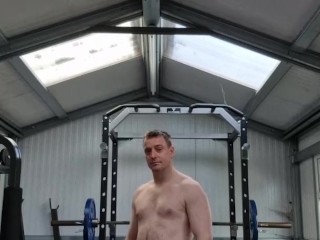 LongJohn0Hara walkinga round the gym with his cock out