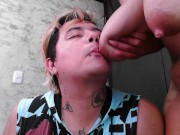 me llena de leche la cara