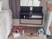 LOIRA GOSTOSA LIMPA TUDO E MOSTRA A BUNDA 8/16