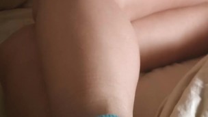 Girl up sweetly and rubs her pussy with her stockings 🦆🦆