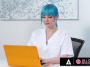 Hot Trbbing Fun Between Masseuse And Ebony Client 1/16