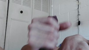 Me gusta tocar mi culito... y a ti te gustaría¿?